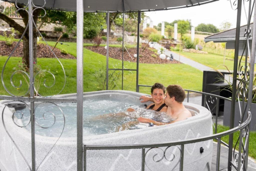 Chalet Vitaspa - Whirlpool & Sauna Privatspa Pegnitz Exterior foto